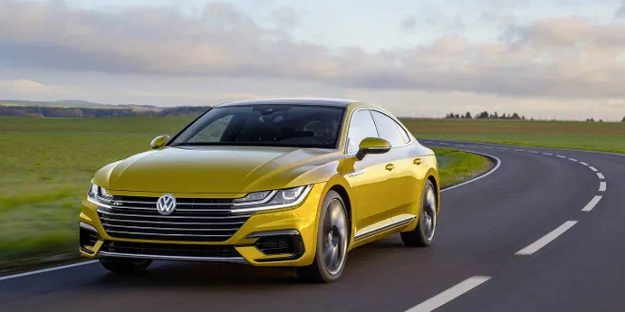 Ліфтбеку Volkswagen Arteon зробили спортверсію