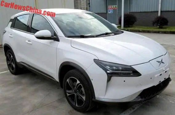 В Китаї з'явилася бюджетна копія Tesla