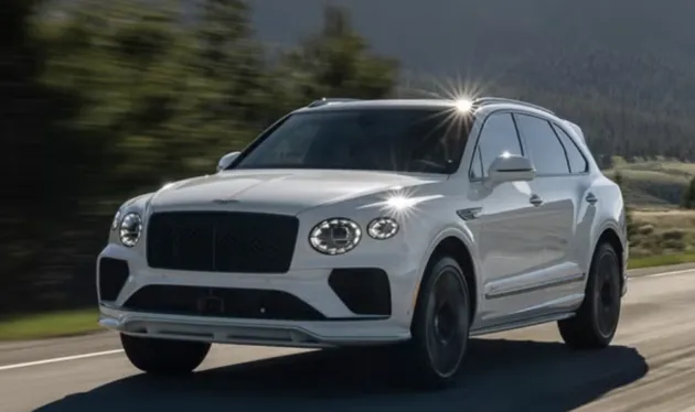Новий Bentley Bentayga Speed V8 (2026): 641 к.с., без гібриду, зате з дрифтом