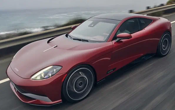 Karma Amaris GT дебютує з розкішним інтер’єром і трьома екранами