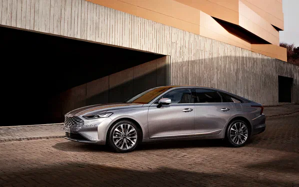 Новий флагман Kia K8 більше розсекречений