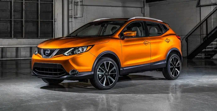 Дебютував Nissan Rogue Sport