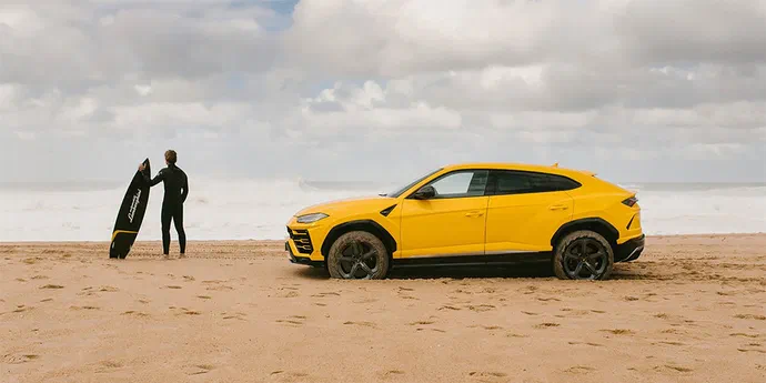 Lamborghini Urus показала, що вміє робити на бездоріжжі (ВІДЕО)