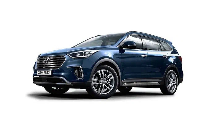 Великий паркетник Hyundai Grand Santa Fe успішно оновився