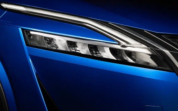 Новий Nissan Qashqai показав свій салон і оптику (ВІДЕО)