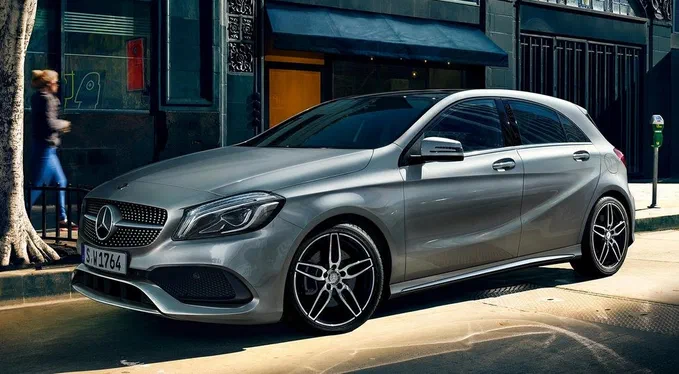 Квітень може подарувати нам прем'єру предвестника Mercedes-Benz A-Class