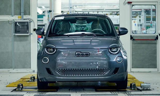 Fiat 500e: тимчасова зупинка виробництва через слабкі продажі