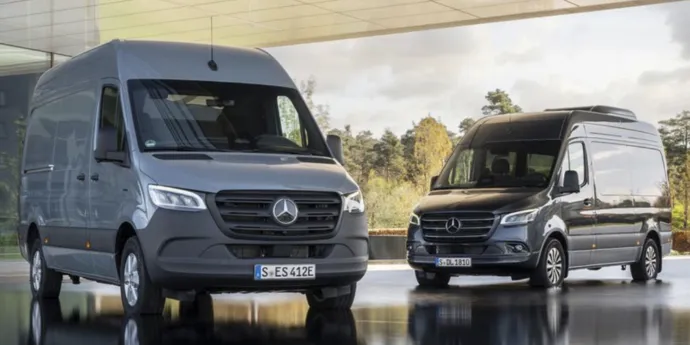 Mercedes-Benz випускає нову версію свого електричного фургона eSprinter на 2025 рік