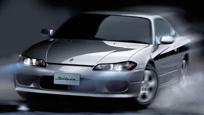 Nissan знову робить “круті” авто: бренд готує гучне повернення