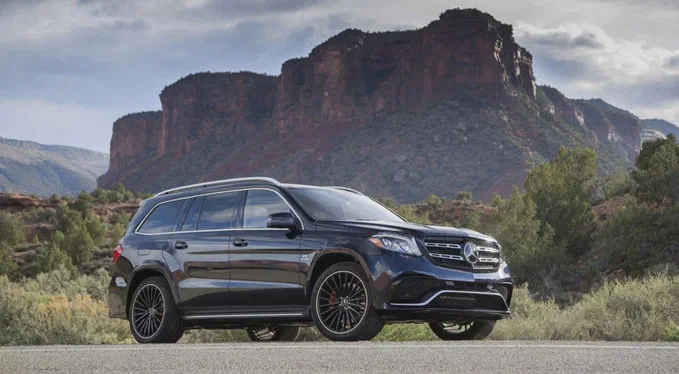 Mercedes-Benz розпочала дорожні випробування новітнього GLS