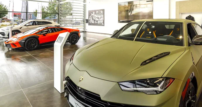 Lamborghini звинувачує дилера в шахрайстві на мільйони доларів