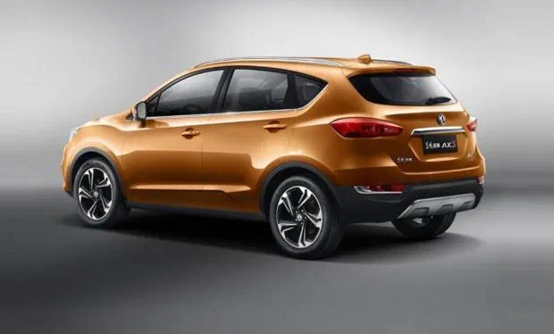 В Dongfeng зайнялися тестами мініатюрного кросовера