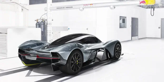 Aston Martin назве власний 1000-сильний гіперкар по-іншому