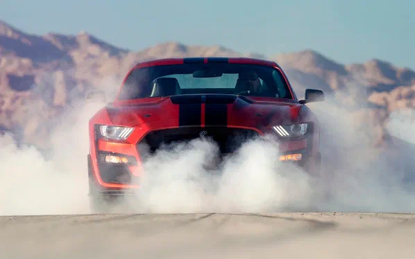 Ford Mustang отримає новітній 6,8-літровий двигун