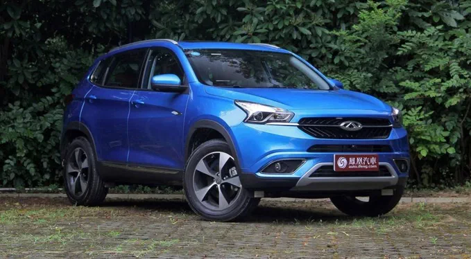 Новенький Chery Tiggo показали на фотографіях