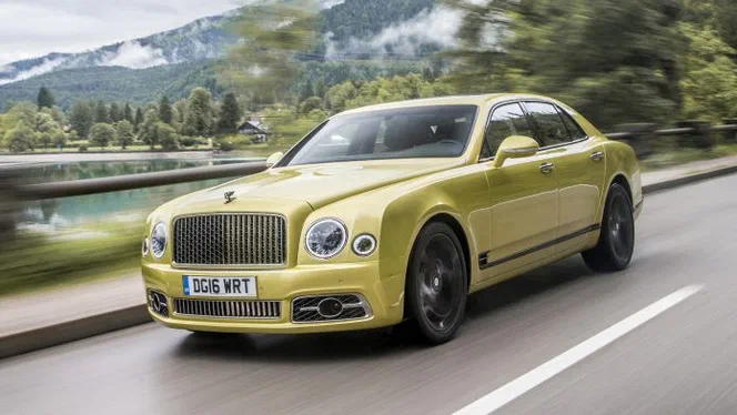 Седан Bentley Mulsanne буде замінений на новітній кросовер