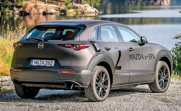 Розкрито прем'єрну дату першого електромобіля від Mazda