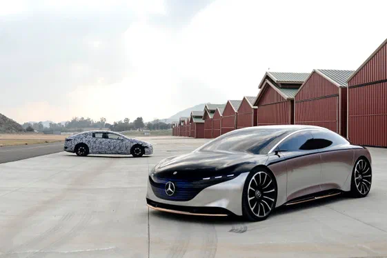 Mercedes-Benz EQS буде тихішим, просторішим і технологічнішим за S-Class