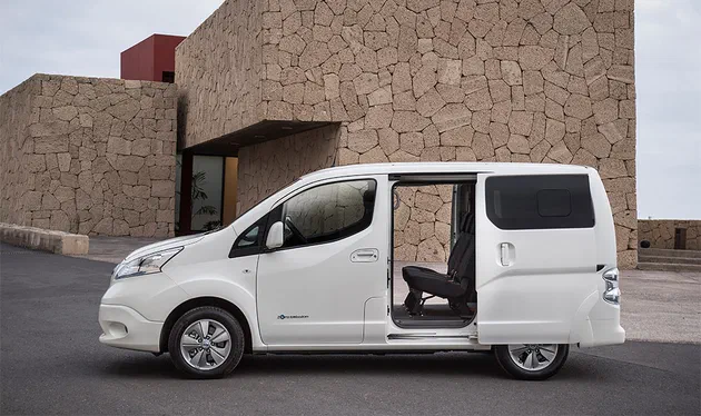 Чим порадує оновлений фургон Nissan e-NV200