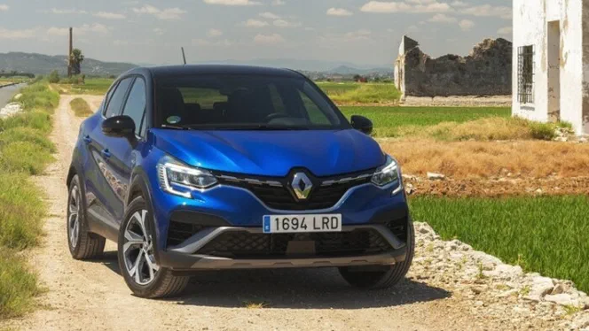Гібридний кросовер Renault Captur оцінили в 25 000 євро