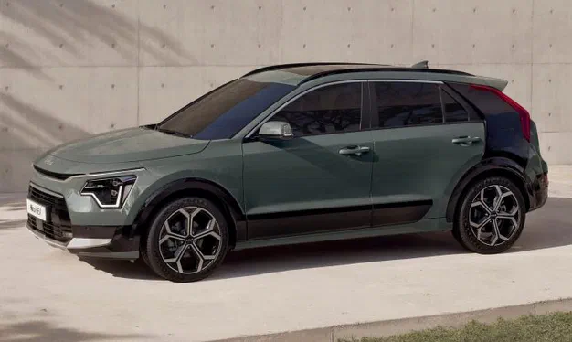 Новий Kia Niro більше розсекретився
