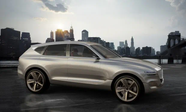 Кросовер Genesis потрапив на тести в серійному вигляді