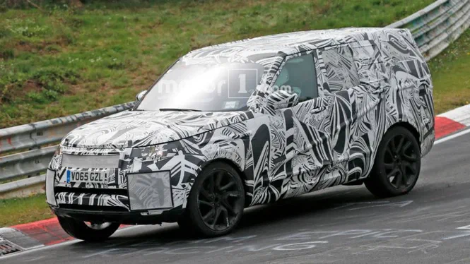 Land Rover: папарацці засняли внутрішню частину нового Discovery