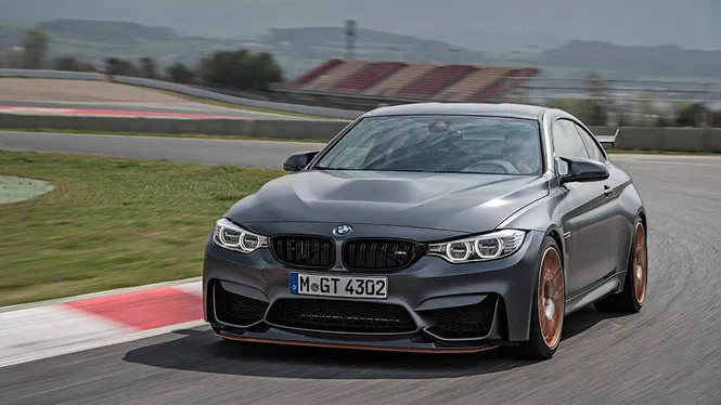 Найшвидший спорткар BMW оцінили в трохи більше 4 мільйонів гривень