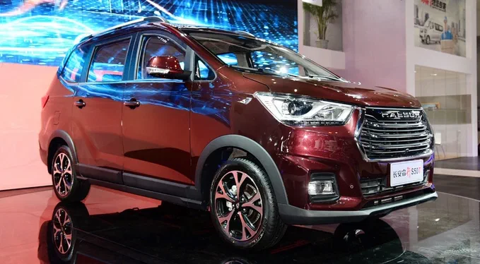 Лінійка Changan розшириться за рахунок агресивного мінівена