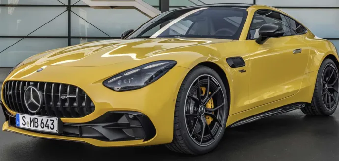 Новітнє купе Mercedes-AMG GT43 оснащено чотирициліндровим двигуном