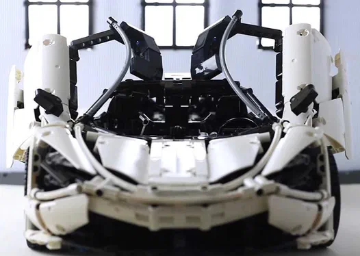 McLaren 720S з Lego показали на відео