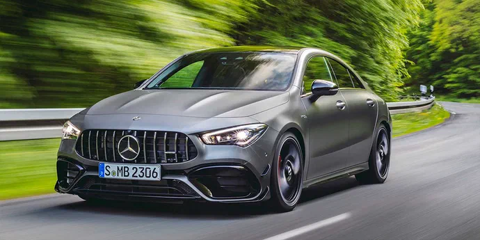 Mercedes розсекретила «гарячий» хетчбек з найбільш сильною «турбочетвіркою» у всьому світі