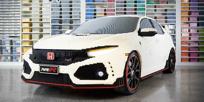 Що можна зробити з Lego: Honda зібрала повнорозмірний хот-хетч Civic Type R (ВІДЕО)