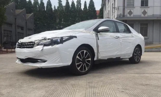 Спільний бренд Nissan і Dongfeng незабаром презентує новенький седан