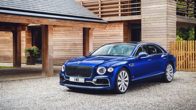 Новому автомобілю Bentley надана спецверсія