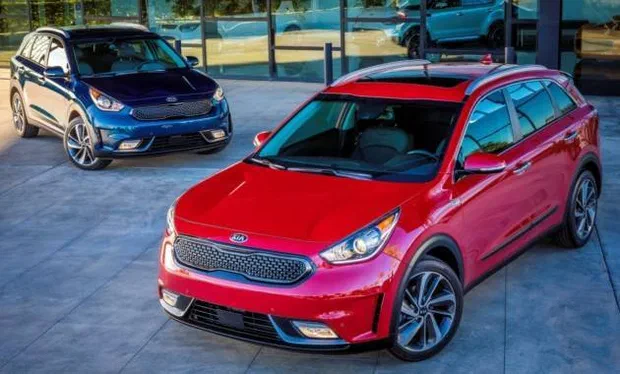Європа захопилася гібридним кросовером Kia Niro