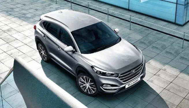 Новенький Hyundai Tucson засікли папарацці