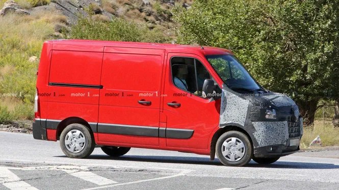 Комерційний Renault Master в новому виконанні став