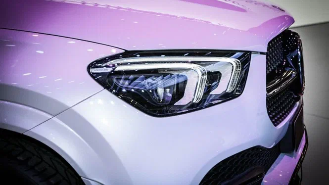 Яким може бути новий Mercedes-Benz GLS: дизайнера показали передбачувану новинку