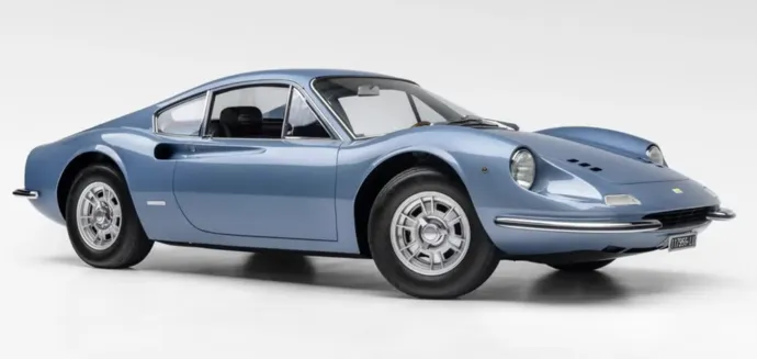 1969 Ferrari Dino 206 GT: легенда на Bring a Trailer