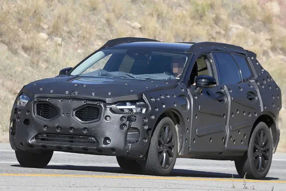 Volvo XC60 2-го покоління з'явиться в майбутньому році