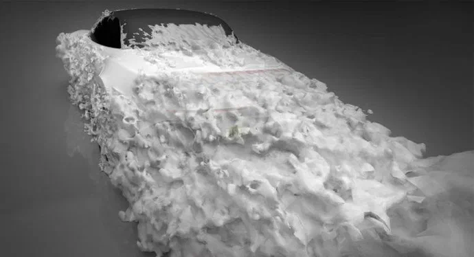 Хенрик Фіскер продемонстрував новенький суперкар на електриці