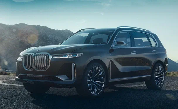 Долю BMW X8 вирішать до кінця цього року