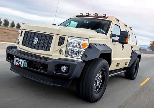 Пікапу Ford надали форму брутального надрозкішного позашляховика