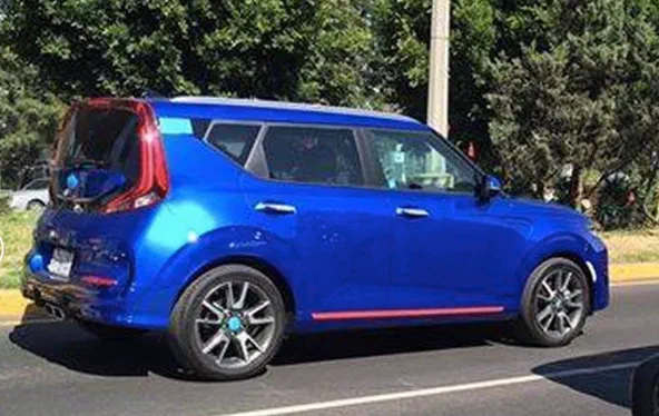 Новенький Kia Soul отримає вкрай незвичайні фари