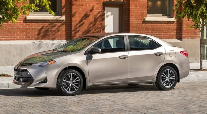 Toyota може поплатитися за будівництво підприємства в Мексиці