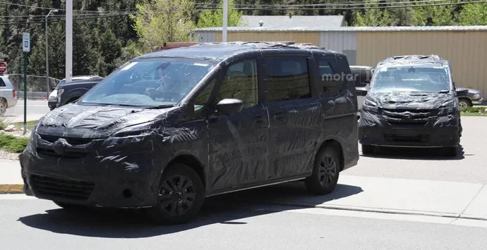 Папарацці підглянули внутрішність нового Nissan Serena