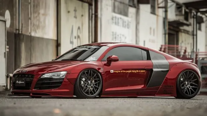 Audi R8 отримав спецобвіс від Liberty Walk