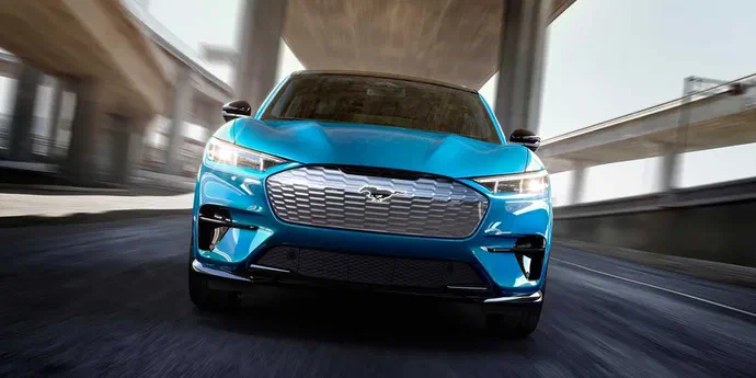 Ford Mach-E: представлений крутий SUV зі стилем Mustang