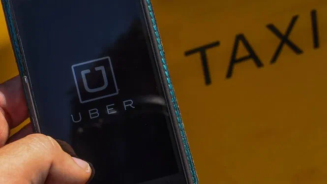 Сервіс Uber отримає безпілотні моделі Mercedes-Benz